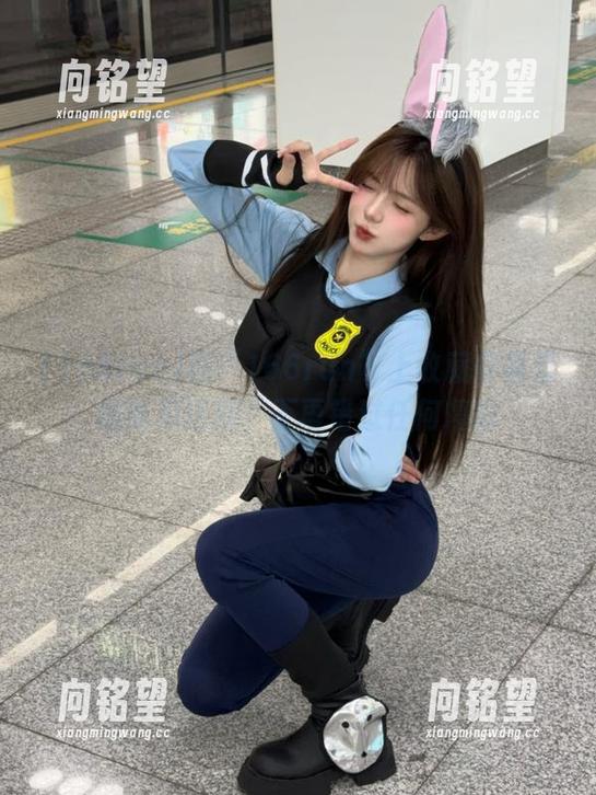 在“166run”上收藏你最爱的吃瓜话题，不再错过任何精彩