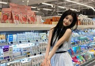 最新17免费吃瓜来袭，畅享欢乐无极限，爆笑不停歇