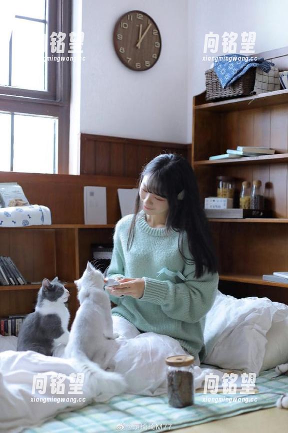 下载17吃瓜网，轻松获取娱乐圈吃瓜热点，成为一名专业吃瓜群众