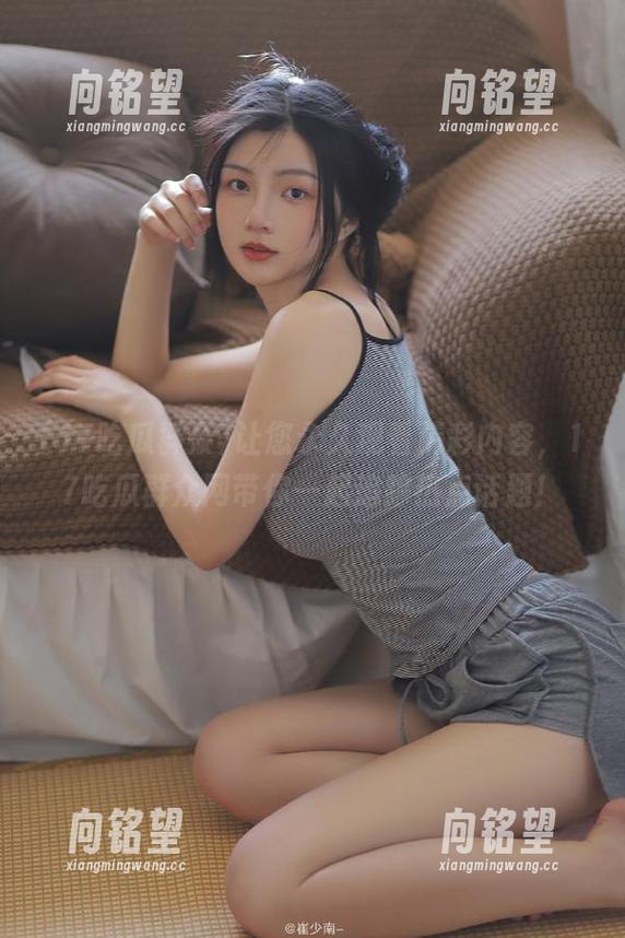 17吃瓜群众 让您永久观看精彩内容,17吃瓜群众网带你一起追踪热点话题!