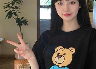 用“51app”导航，让你在吃瓜路上不迷路，畅享每一刻！