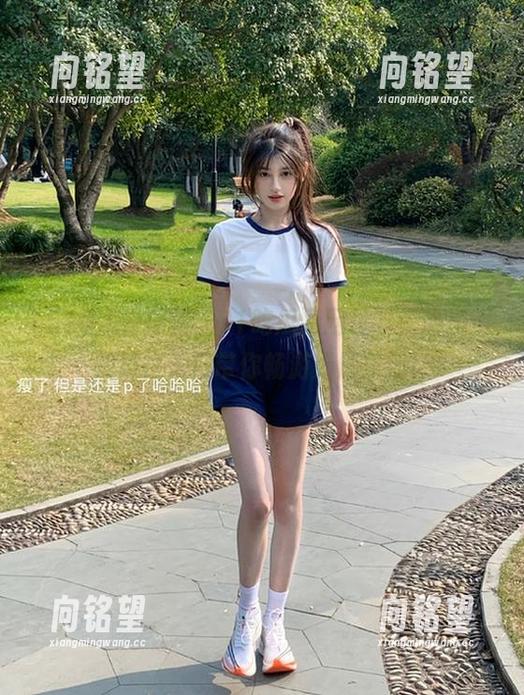 探秘“51吃瓜网网址”，动漫游戏风格入口带你畅游无尽乐趣！