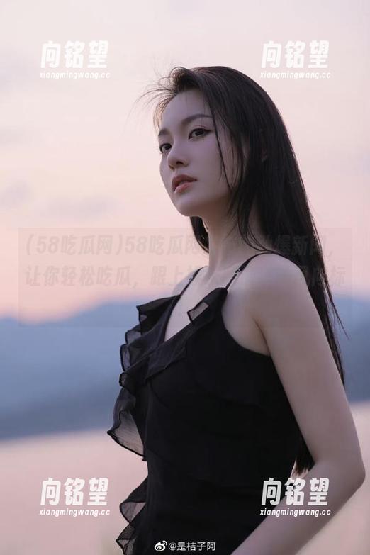 58吃瓜网发布的劲爆新闻，让你轻松吃瓜，跟上娱乐圈最热的风向标！