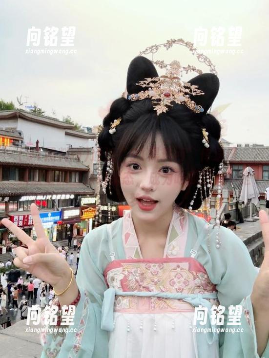 通过“91黑料网”传送门，获取最新的黑料动态，成为吃瓜达人不是梦