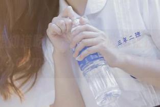 想知道吃瓜哪里的线路最便捷？快来“hl02.com”获取超实用导航信息吧！