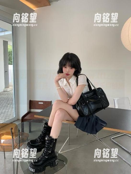 在线体验www.tttzzz.com，永不迷路，带你一探究竟娱乐圈的所有八卦！