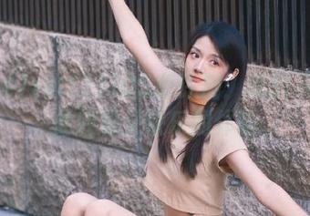 zztt21iOS版评测：吃瓜从未如此轻松又快乐的体验