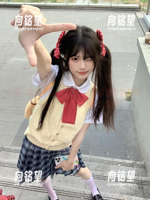 五一吃瓜 五一吃瓜官网带你体验全新吃瓜app,分享精彩生活瞬间
