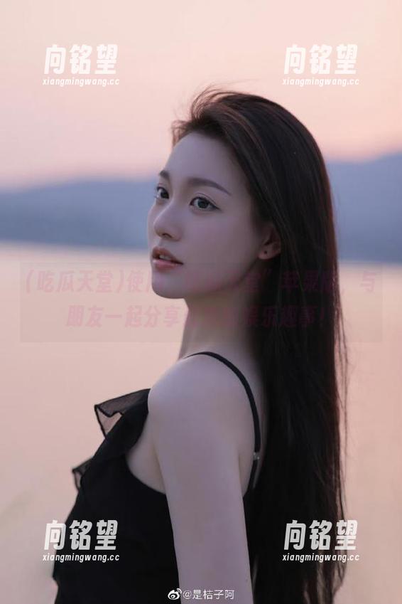使用“吃瓜天堂”苹果版，与朋友一起分享最新的娱乐趣事！