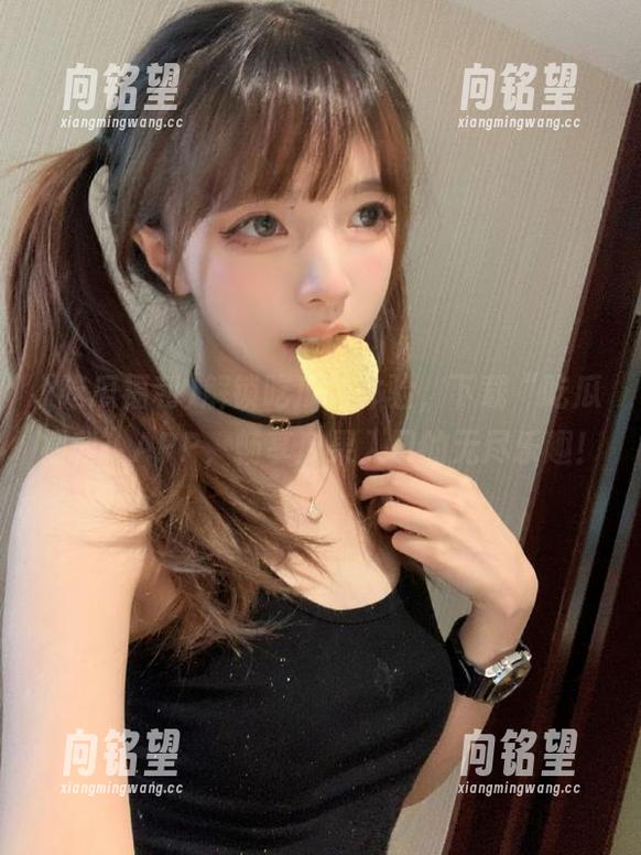 解锁吃瓜新体验，下载“吃瓜福利”APP，畅享瓜果入口的无尽乐趣！