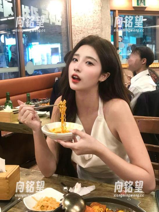在线吃瓜，关注每日吃瓜网更新，保证你永不迷路！