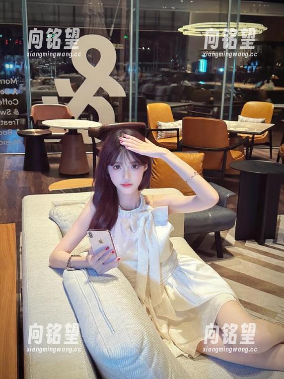 黑哥扒料 免费下载黑哥扒料资源,让你轻松获取吃瓜信息