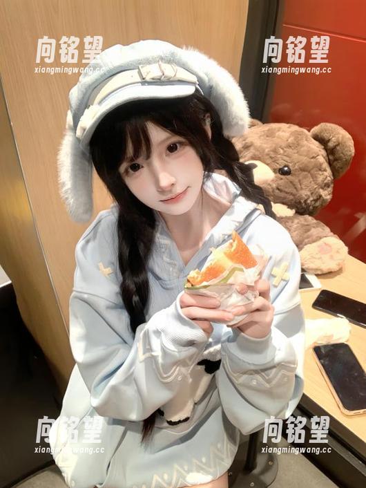 想知道明星们的黑料吗？黑哥黑料永久入口为你揭开秘密！