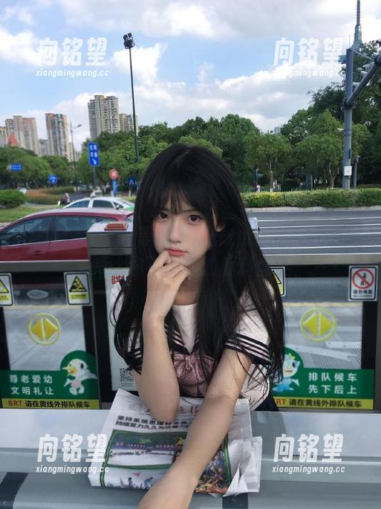 黑料不打烊tttzzz03.su视频给你不间断的瓜料盛宴