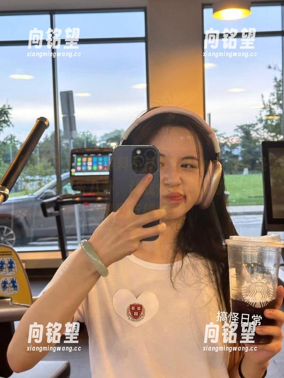 黑料不打烊fulilv，分享热腾腾的娱乐八卦，让我们一同探讨明星的秘密与绯闻！