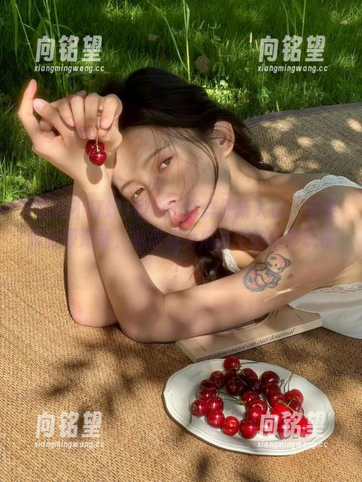 黑料不打烊最新入口，苹果版资源海量，助你成为瓜友中的资深玩家！