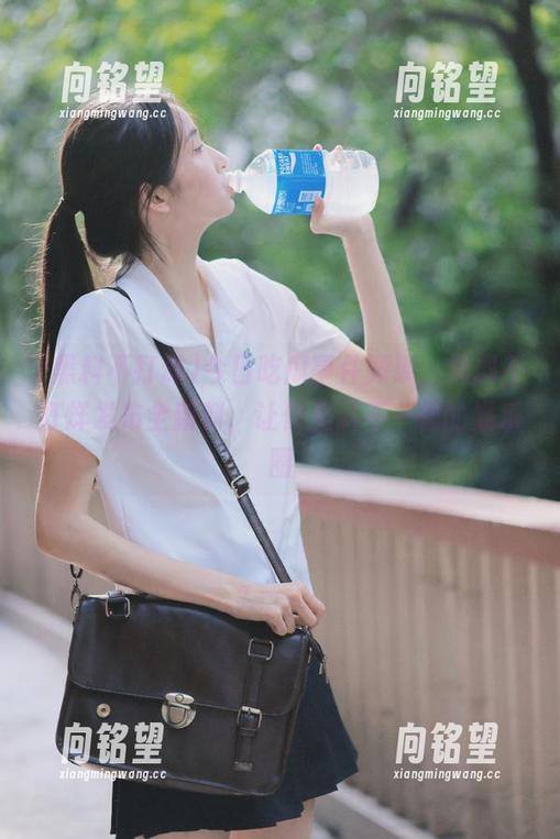 今日吃瓜事件频现，黑料不打烊发布全新料，让你见识不一样的娱乐圈