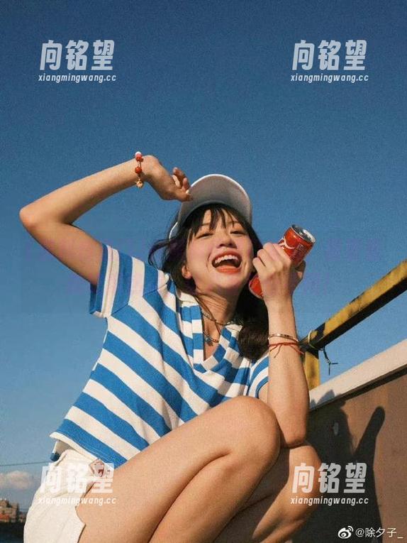 在黑料传送门登录，获取最新吃瓜热点，让八卦与众不同！
