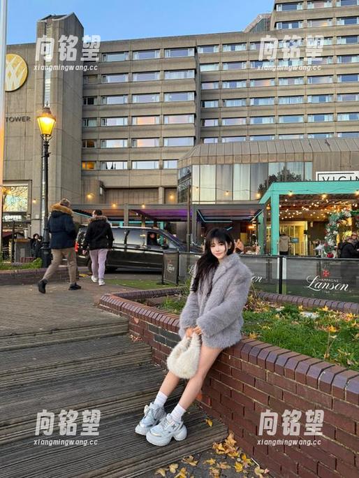 “黑料吃瓜在线”传送门已开启，为你提供永久的吃瓜内容和精彩八卦！