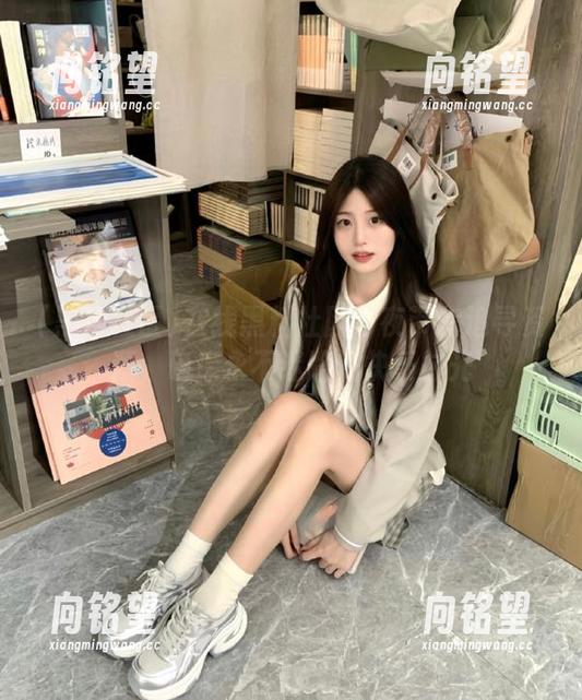 在线黑料社区午夜带你追寻资源，确保永不迷路的快乐时光