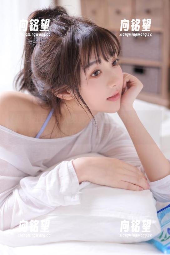 黑料社区 进入免费黑料社区网站,在线观看各种吃瓜惊喜,尽在指尖!