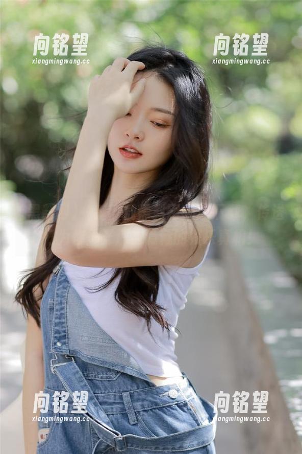 一键下载黑料网app下载，传送门为你揭开那些隐藏的娱乐真相！