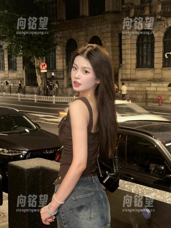 女生推荐的黑料网址直达线路，轻松获取八卦黑料