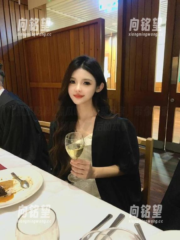 黑瓜吃料视频分享，带你探索神秘美食背后的故事