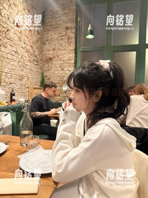 如何通过黑网料登录导航轻松获取实时瓜消息